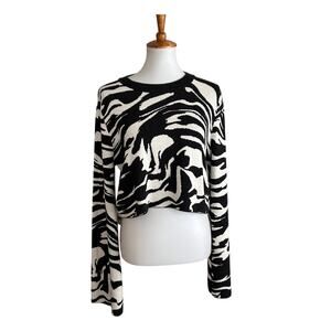 H&M Black White Zebra Print Cropped Sweater Bell Sleeve Size Large
